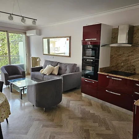 Juan Les Pins Centre Le France Grand 3p Vue Апартаменты *